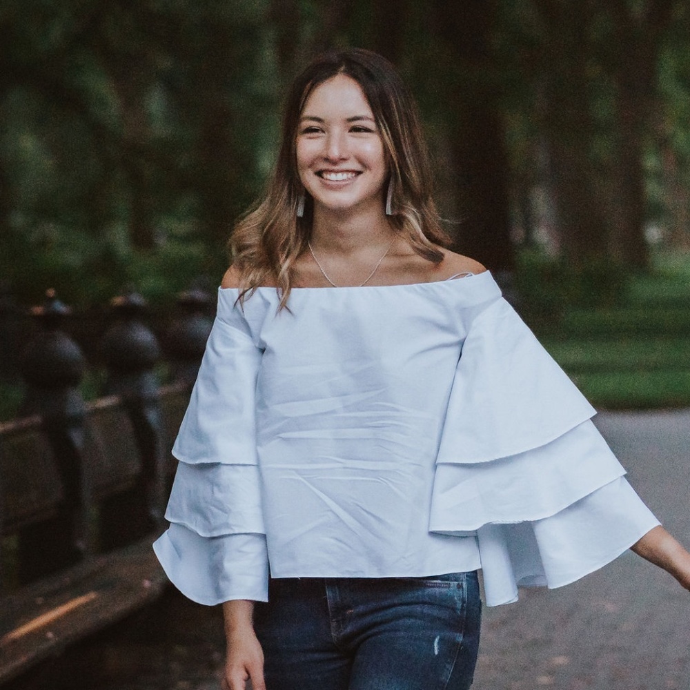 Meet your Posher, Daniela